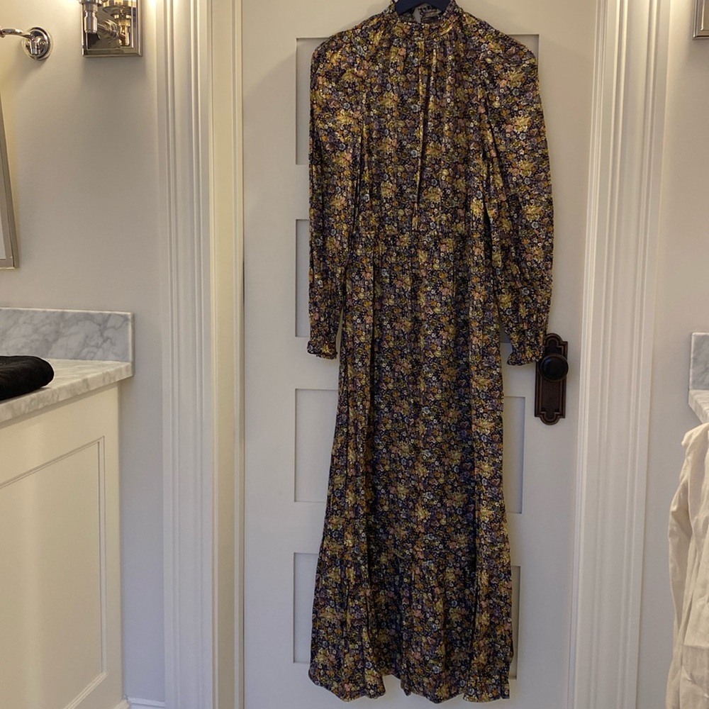 Worn once universal thread floral maxi